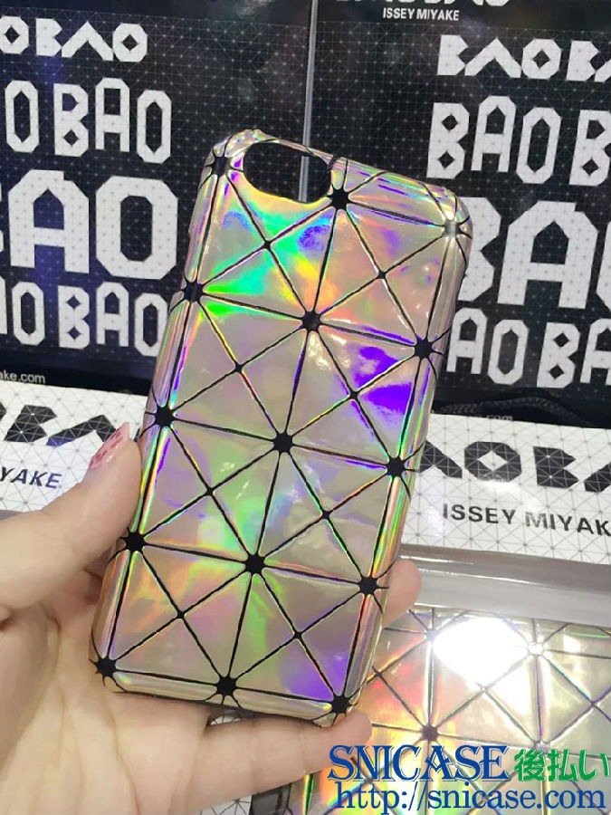 Issey Miyake アイフォンケース