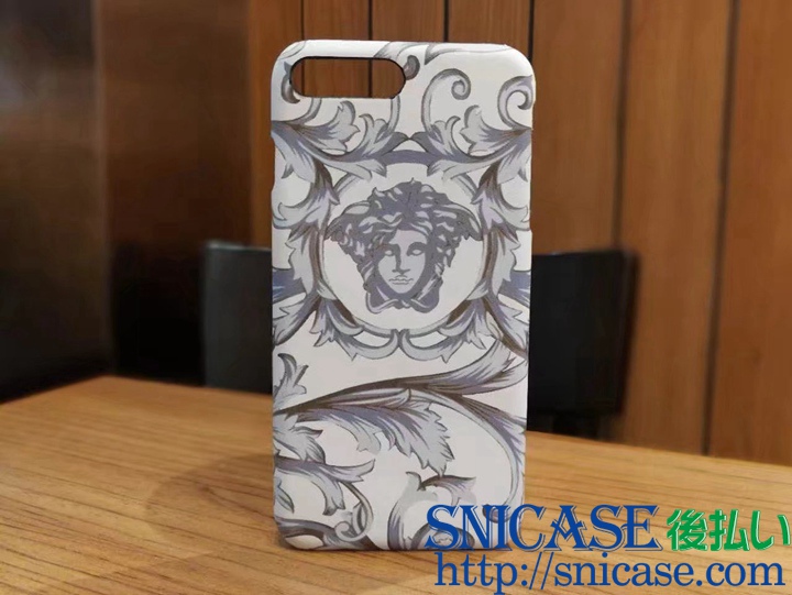 ヴェルサーチ iphone7plusカバー ファション 芸能人愛用