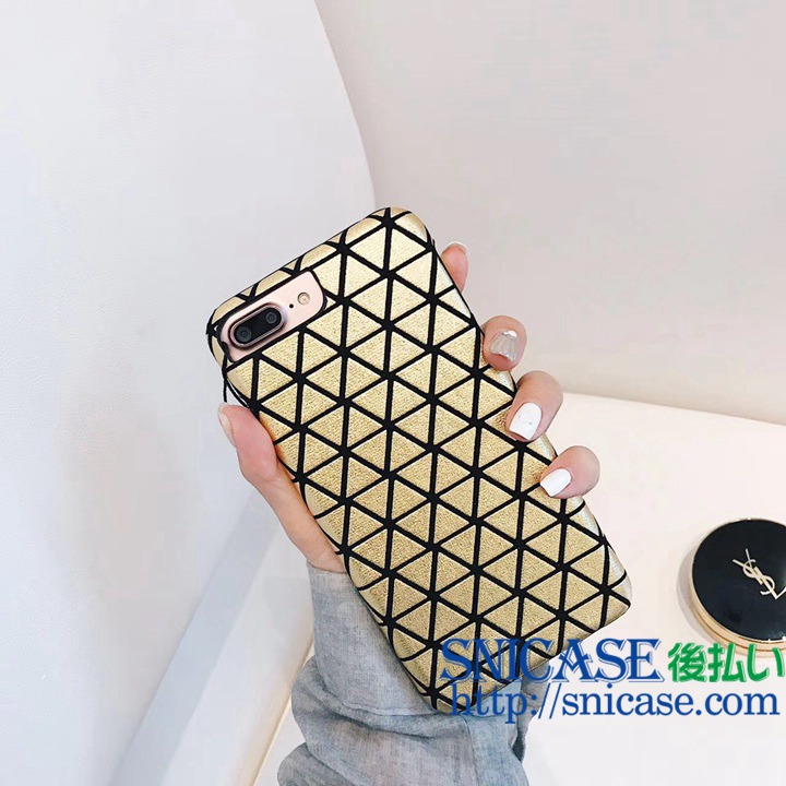Issey Miyake iphoneケース 新品発売