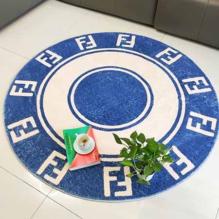 フェンディ送料無料