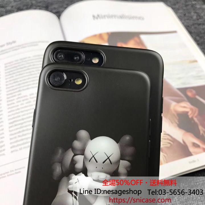 KAWS ソフトケースアイフォン7