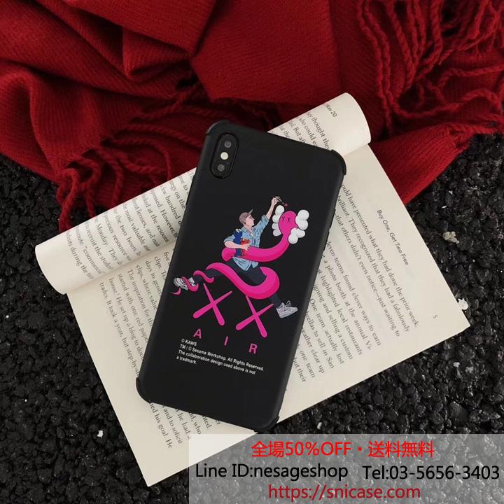 カウズｘジョーダン iPhoneXS ケース