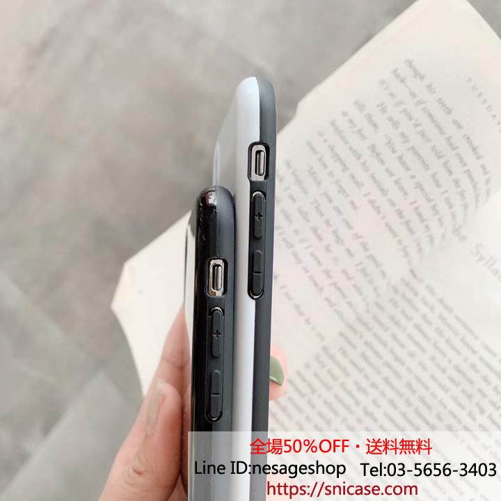kaws iphone8/8plusケース 可愛い