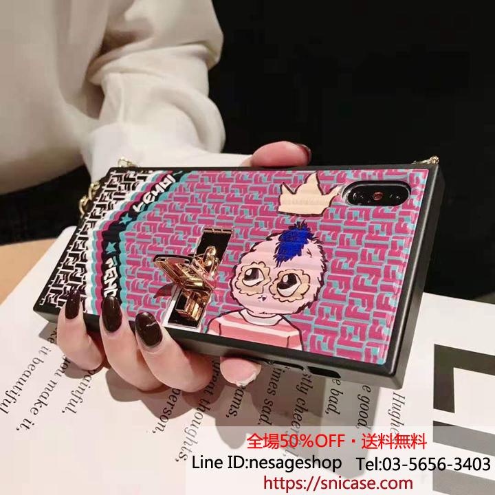 iPhoneXS MAXカバー フェンディ 上品