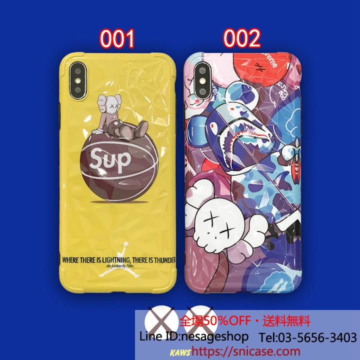 KAWS アイフォンxr/xsケース キャラクター
