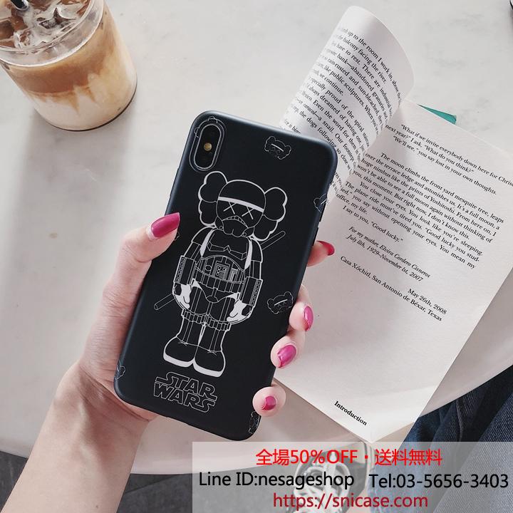 kaws アイホーン8plusスマホケース