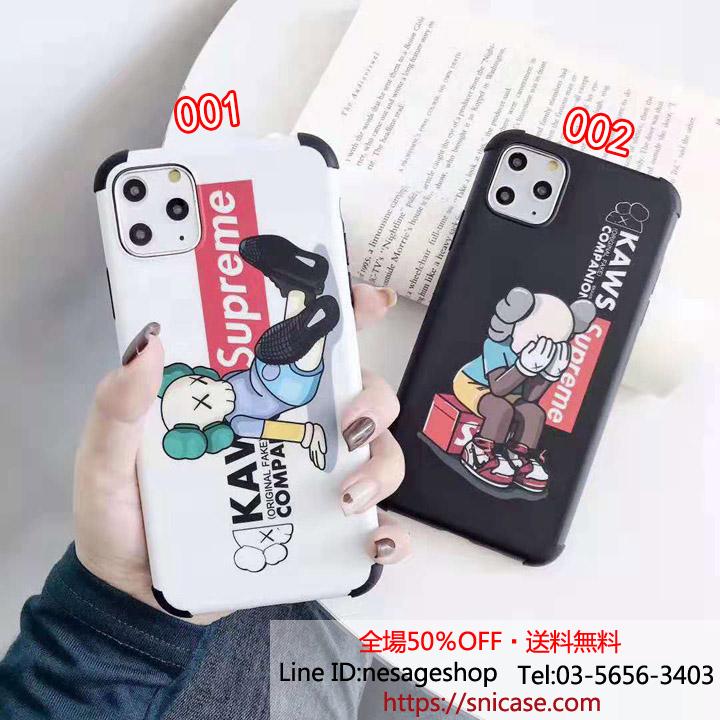 シュプリームｘカウズ iPhone11ケース