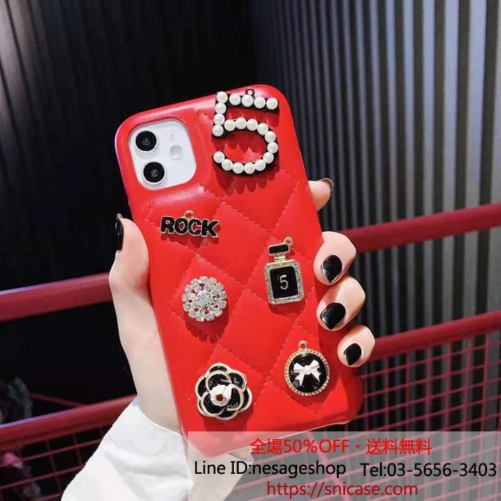セレブ愛用アイフォンxr chanel風