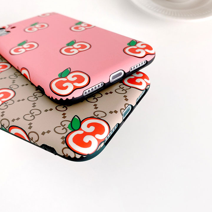 gucci iphonexs maxカバー 人気　