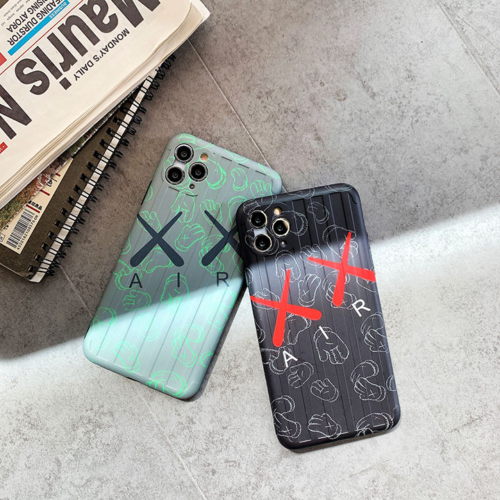 Kaws アイホン12pro ケース 面白い