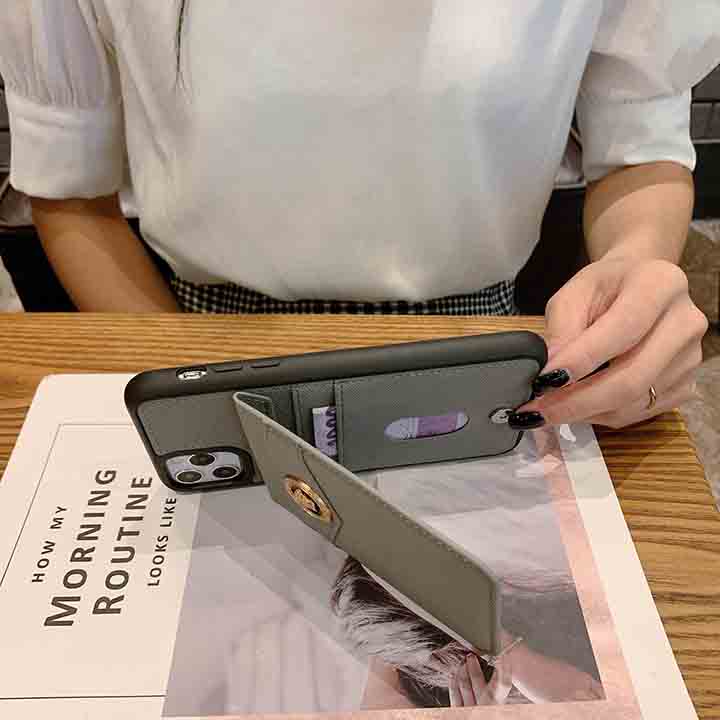 iphone11カバー 衝撃に強い