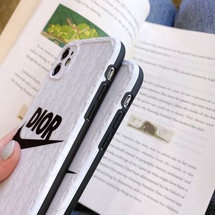 iPhone12Pro 12ProMax コラボ Nike&Diorケース かっこいい