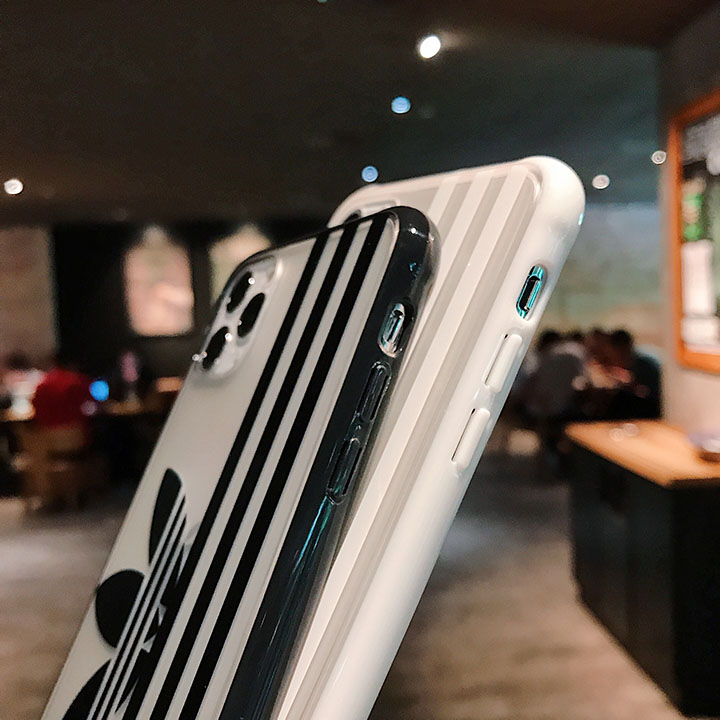 アイフォン12ケース アディダス カップル