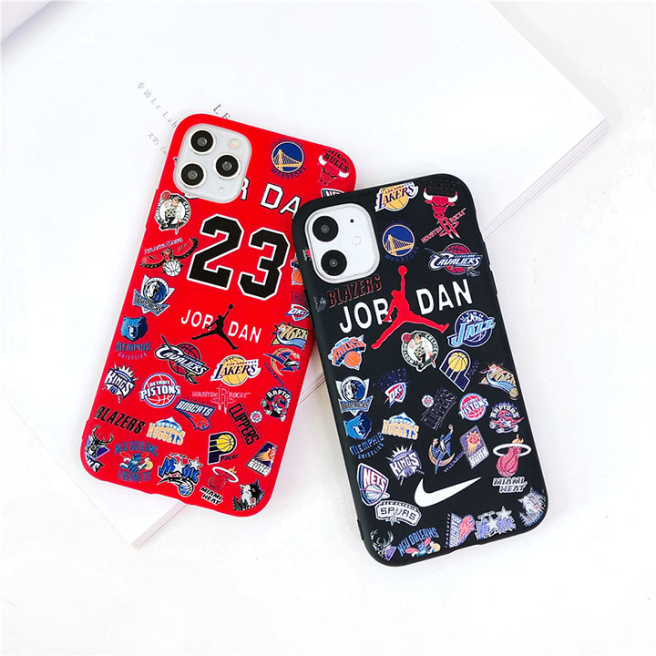 air jordan携帯ケース iphone12promax 芸能人