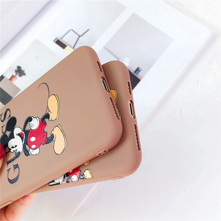 iphone12pro guess ミッキースマホカバー