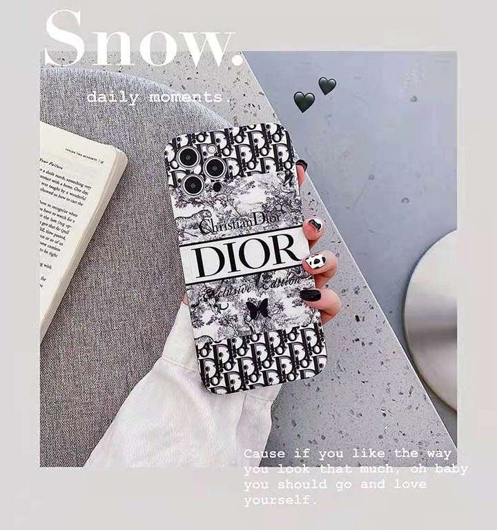 dior iphone11pro ケース 芸能人