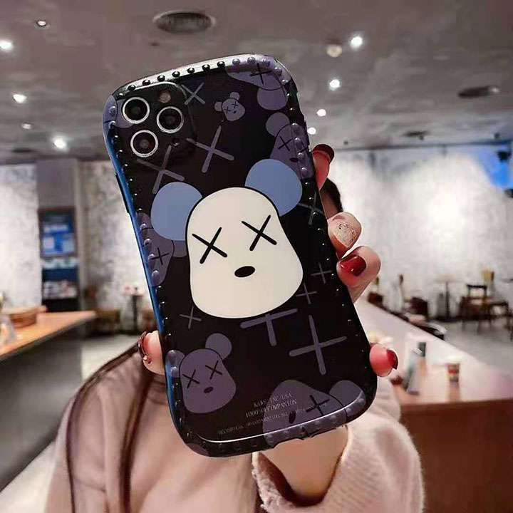 女性愛用iPhone12Proカバー