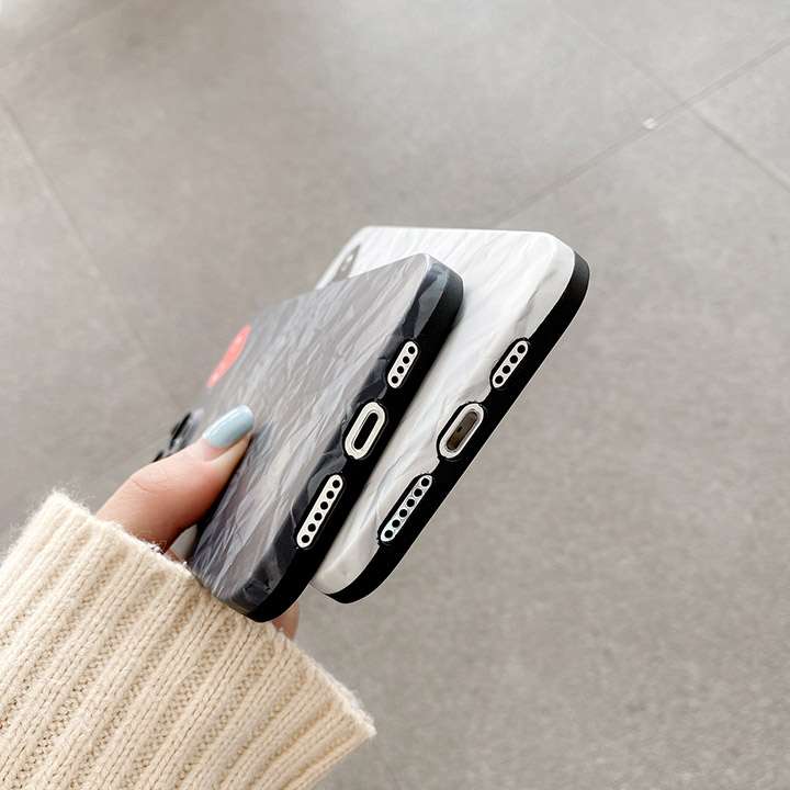 アイフォン11ケース 大人