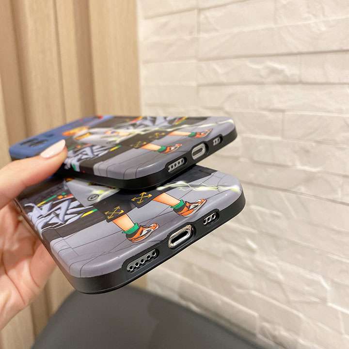 iPhone12 Proケース 流行り