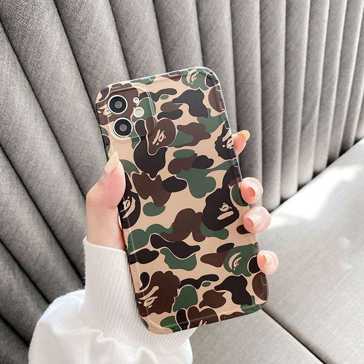 iPhone12Miniカバー 芸能人