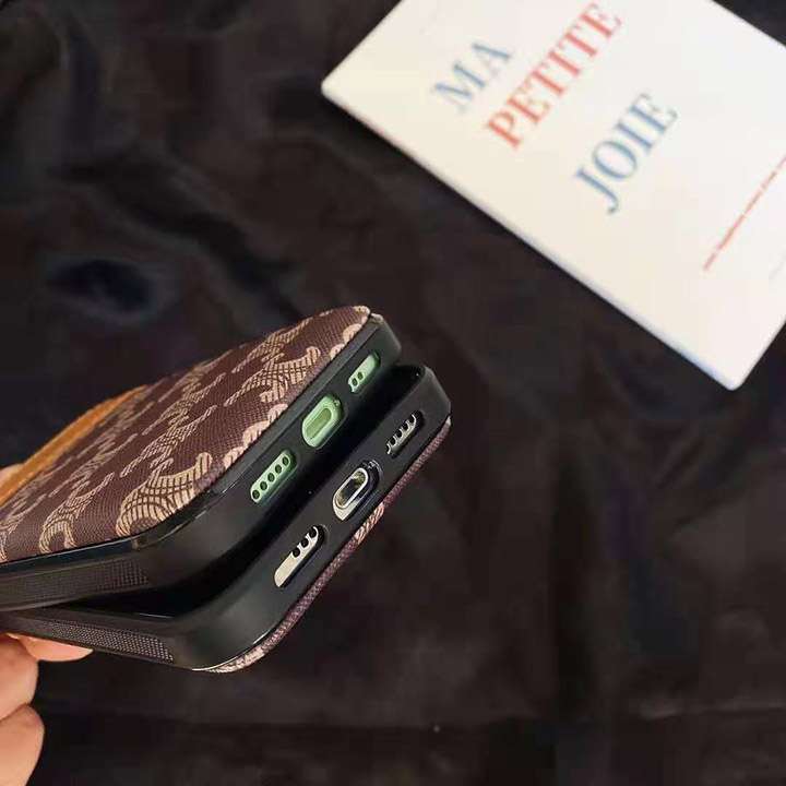 iPhone12Pro Maxケース Celine おすすめ