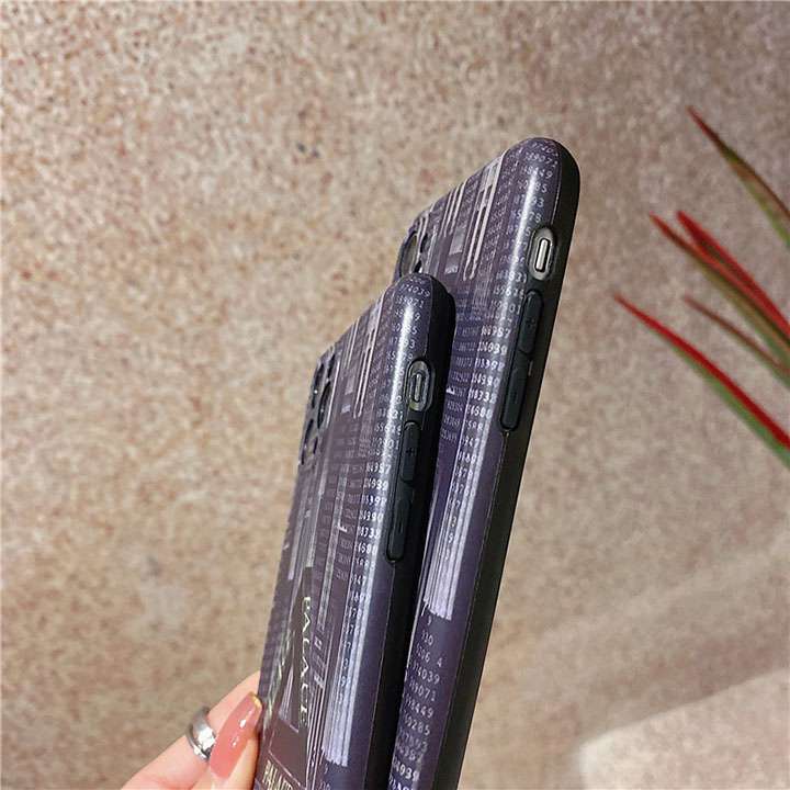 iPhone12 Pro Maxカバー 大人