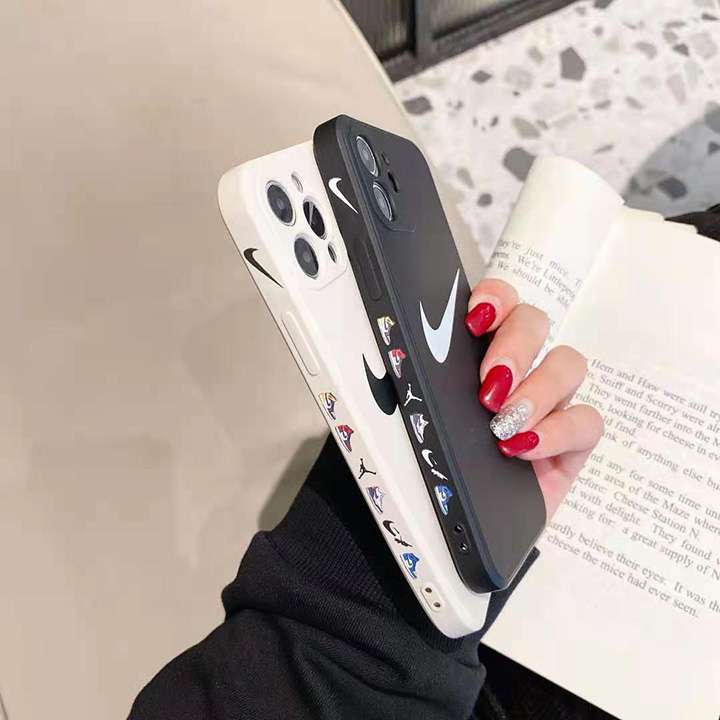  薄いスマホケース ナイキ 