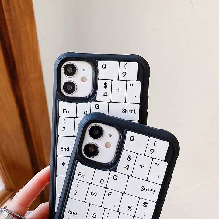 iphone12 proケース 個性