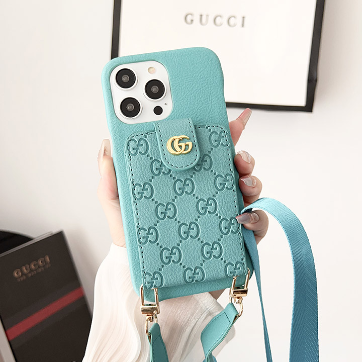 gucci iphone15カバーバッグ型