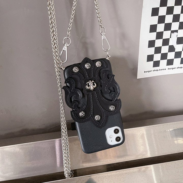 新作の iphone15スマホケースchrome hearts
