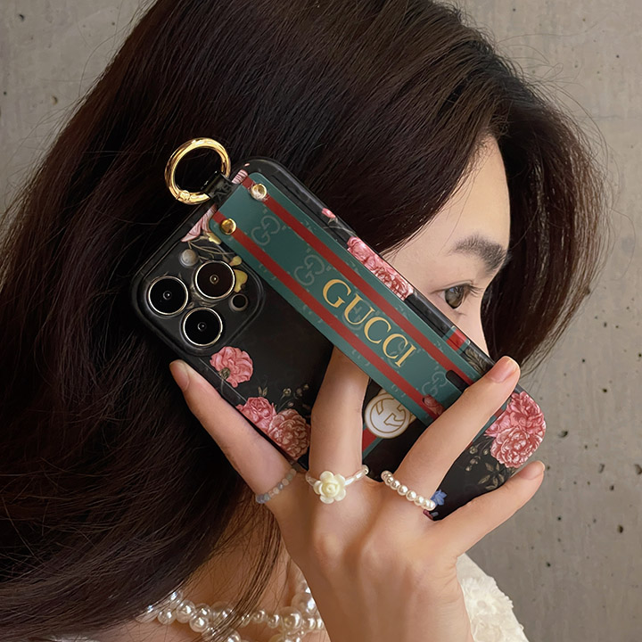 gucci iphone15ケース花柄