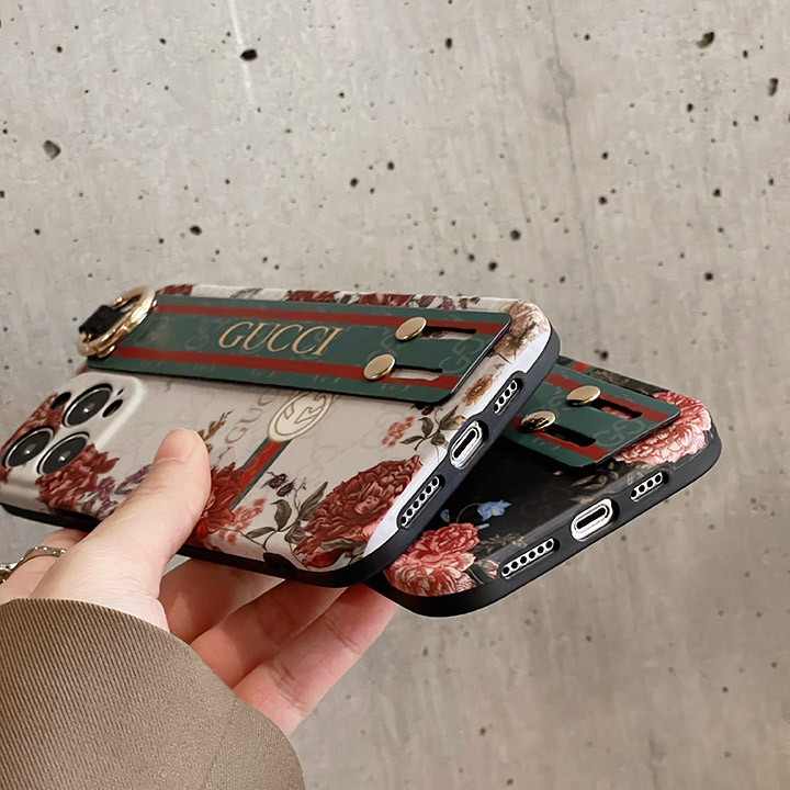 芸能人グッチiphone15 proケース