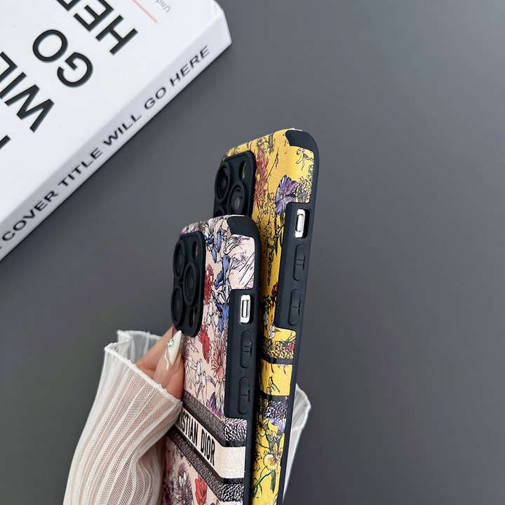 ディオールアイフォーン15proカバー 薄型