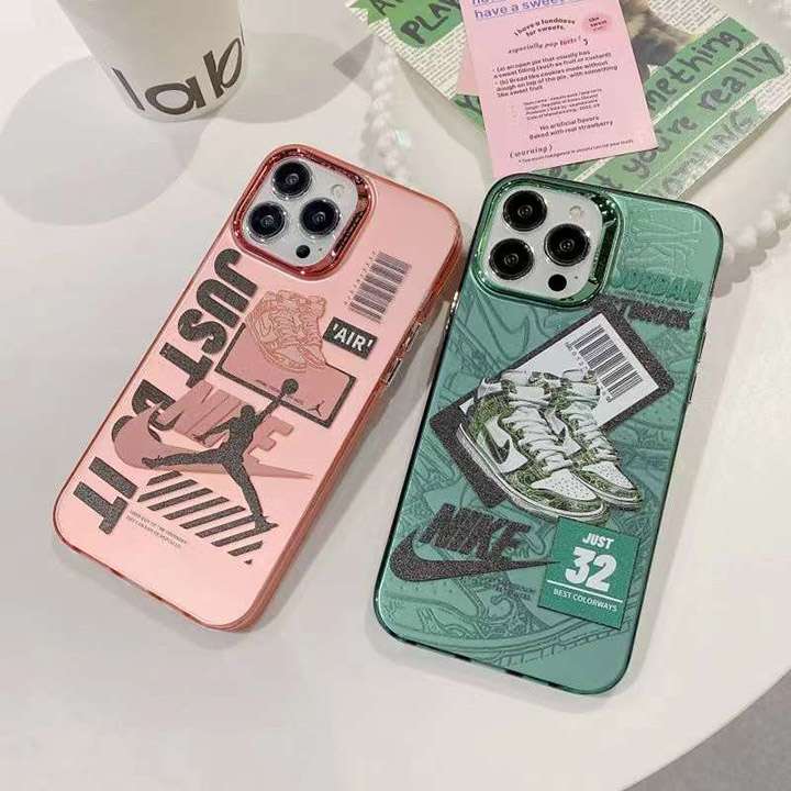 男性愛用エアジョーダン iphone15plusスマホケース