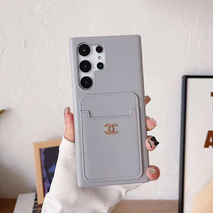 chanel ロゴ iphone15 proカバー